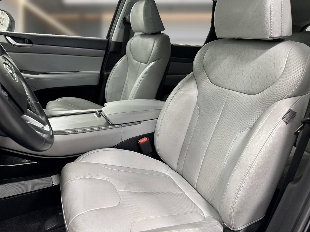 Used 2022 Hyundai Palisade SEL w/ 8P Bench Seat Package FWD image 14