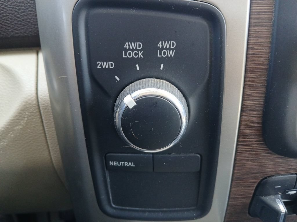 Used 2015 RAM 2500 Laramie w/ Convenience Group AWD/4WD image 20