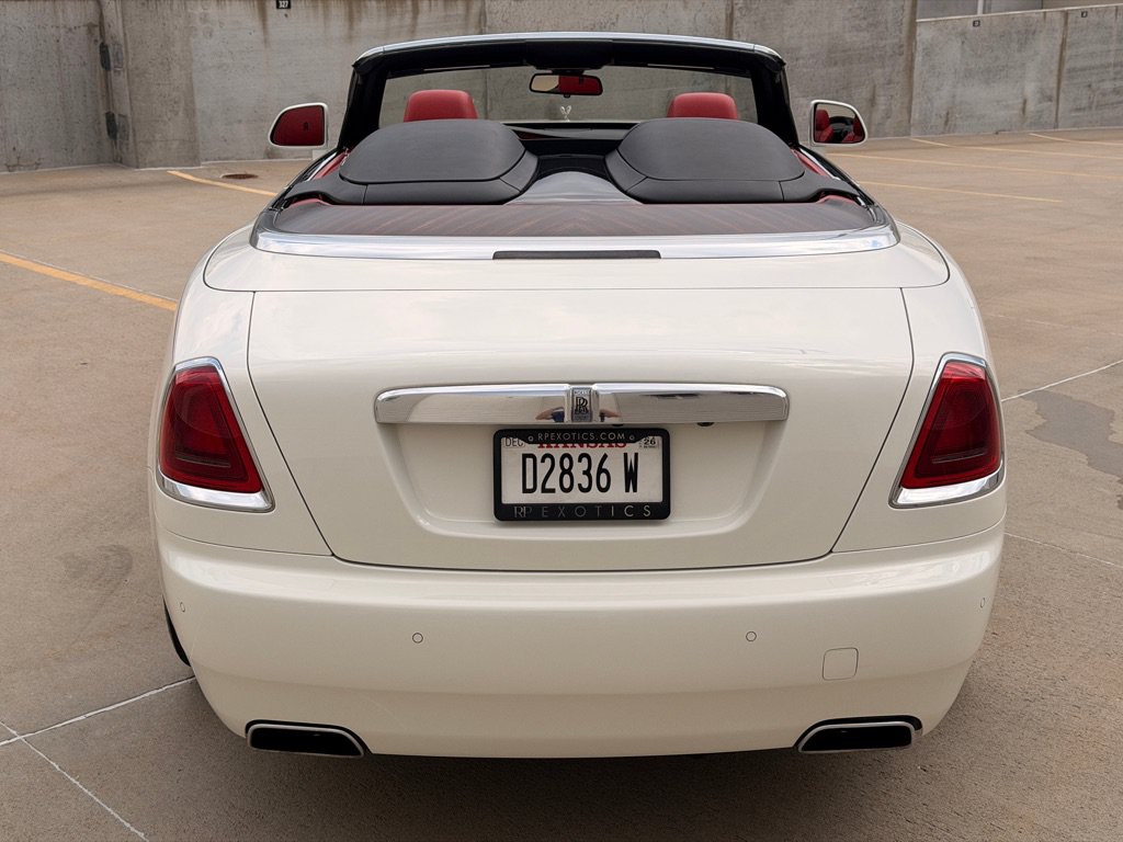 Used 2017 Rolls-Royce Dawn RWD image 5