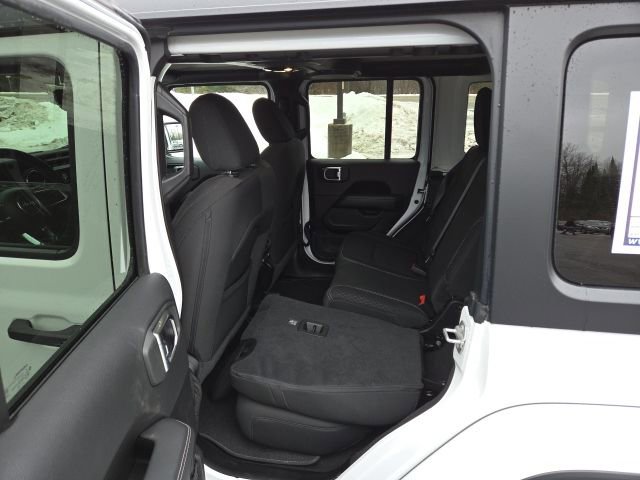 Used 2021 Jeep Wrangler Unlimited Sahara image 44