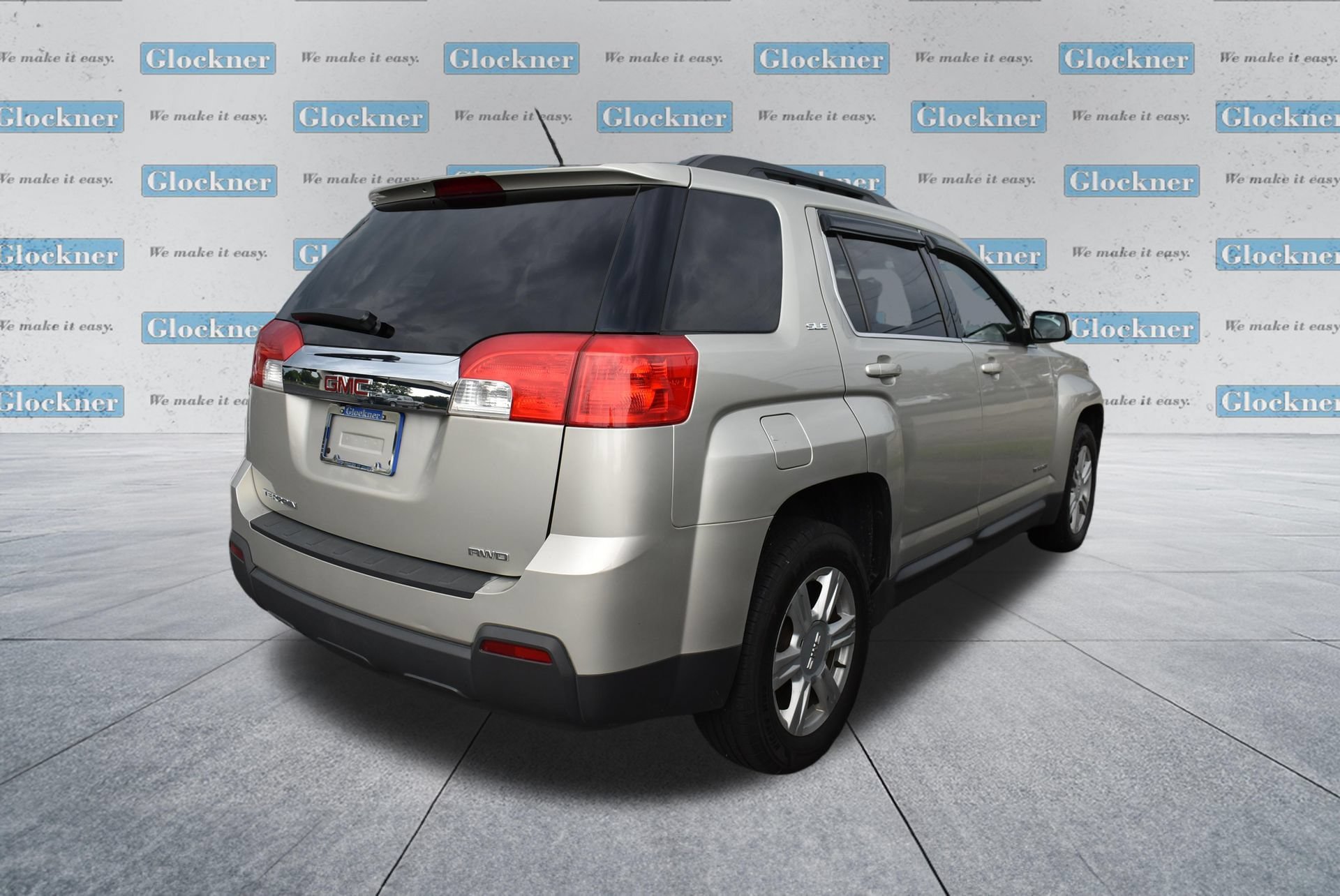 Used 2015 GMC Terrain SLE w/ Convenience Package AWD/4WD image 4