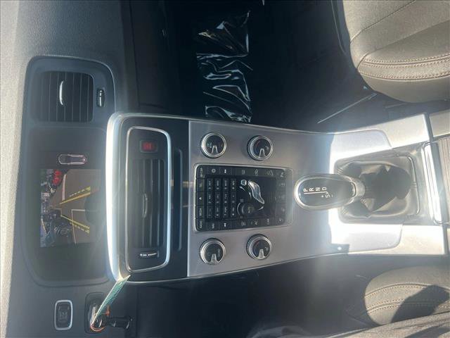 Used 2018 Volvo V60 T5 Cross Country Platinum image 21