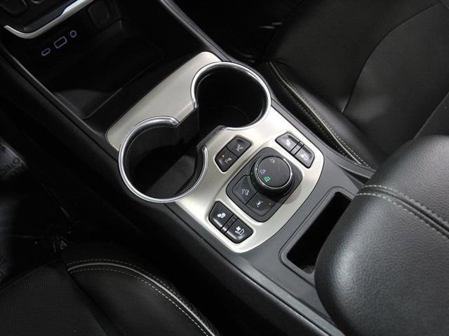 Used 2020 GMC Terrain Denali w/ Denali Premium Package image 17