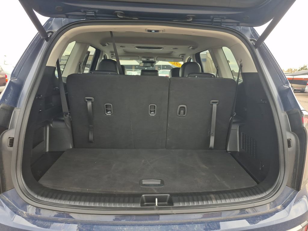 Used 2025 Kia Telluride EX image 17