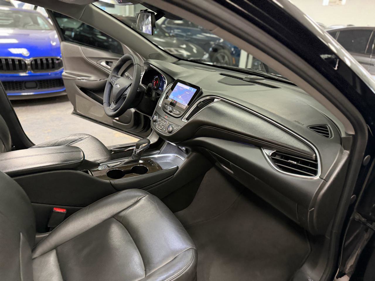 Used 2019 Chevrolet Malibu Premier w/ Sun and Wheel Package image 40