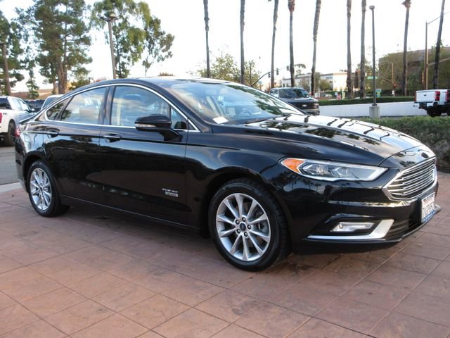Used 2017 Ford Fusion Energi Titanium image 6