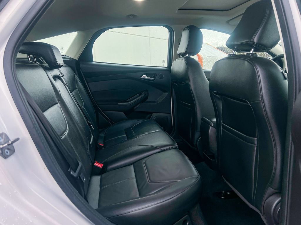 Used 2018 Ford Focus Titanium image 15