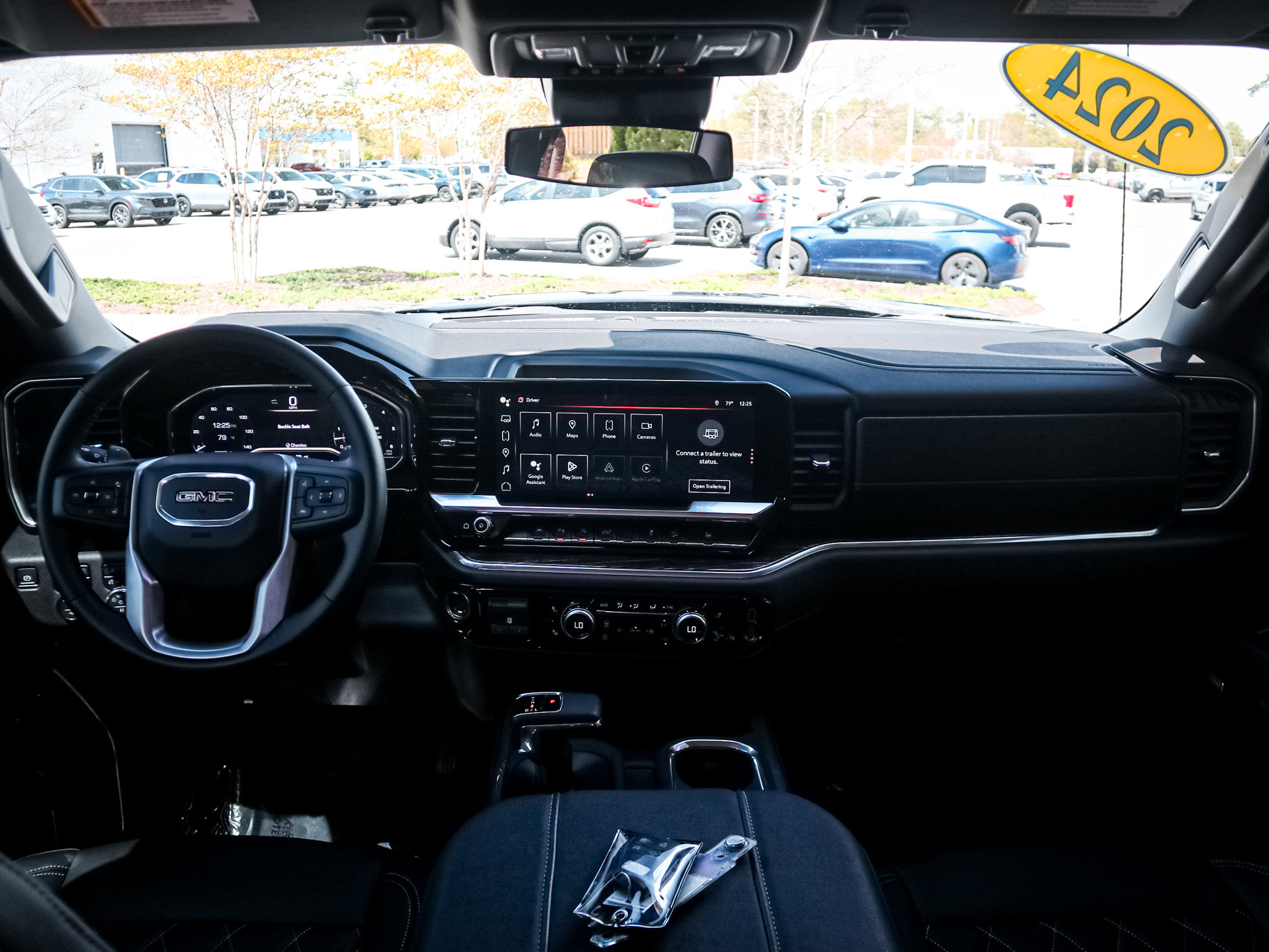 Used 2024 GMC Sierra 1500 Elevation w/ Preferred Package image 28