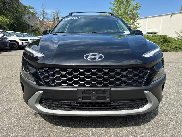 Used 2023 Hyundai Kona SEL AWD/4WD image 2
