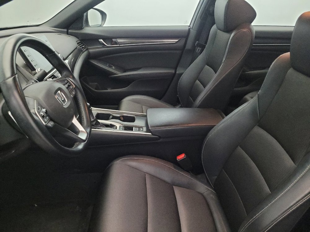 Used 2018 Honda Accord Sport image 17