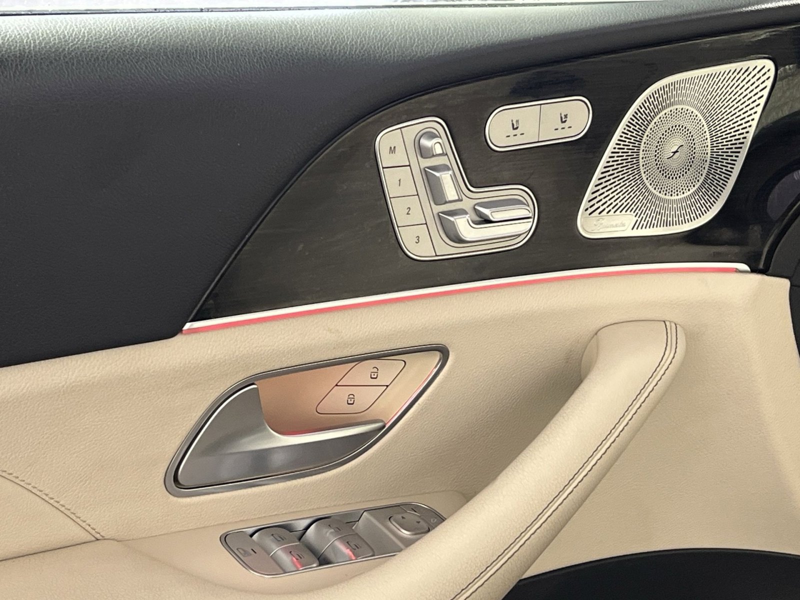 Used 2020 Mercedes-Benz GLE 350 4MATIC image 15