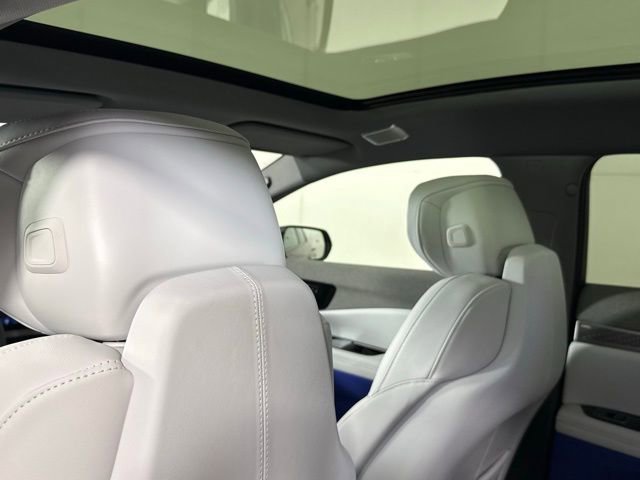 New 2026 Cadillac Optiq Sport 2 w/ LPO, Floor Liner Package AWD/4WD image 22