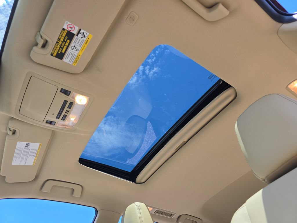 Certified 2019 Toyota Highlander XLE AWD/4WD image 33