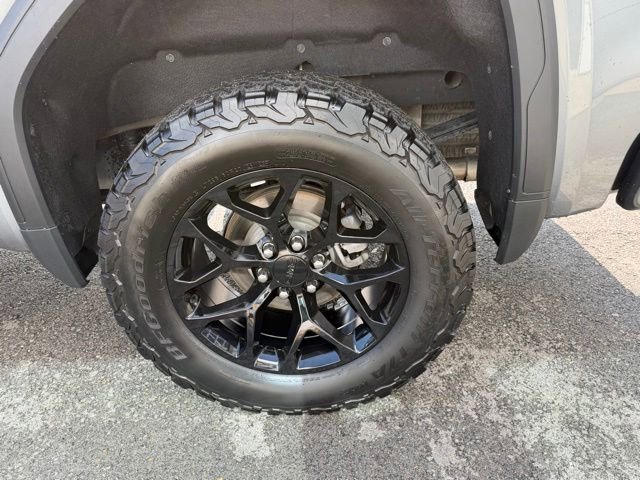 Used 2020 GMC Sierra 1500 AT4 w/ AT4 Premium Package AWD/4WD image 72