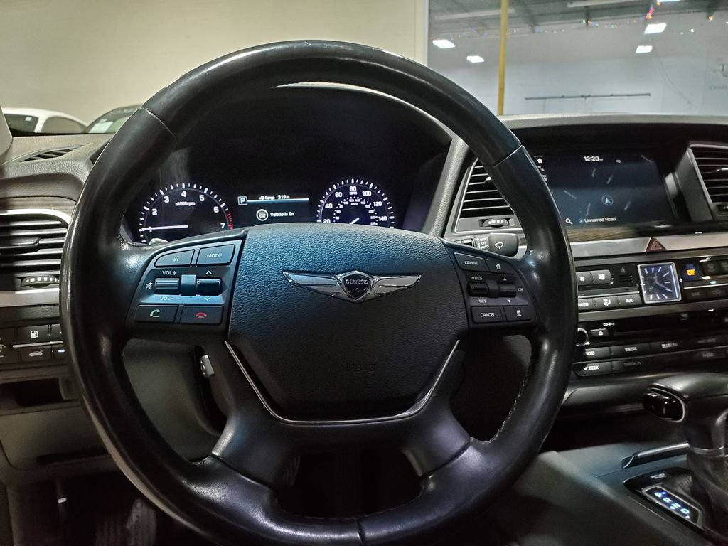 Used 2018 Genesis G80 3.8 image 25