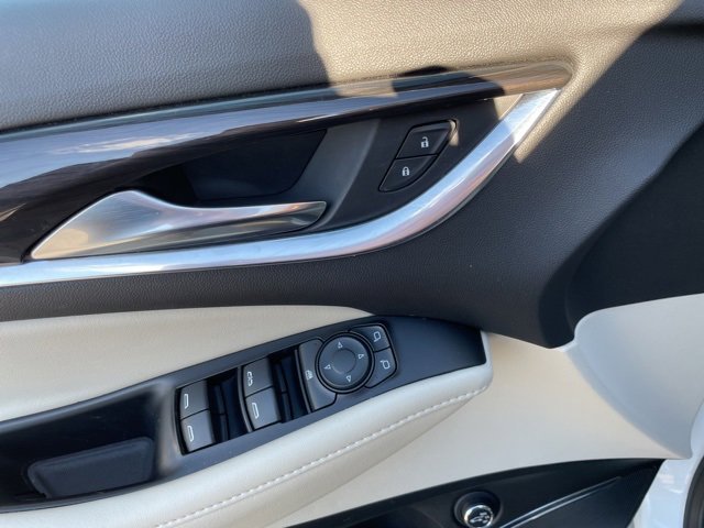 Used 2023 Buick Enclave Essence image 23