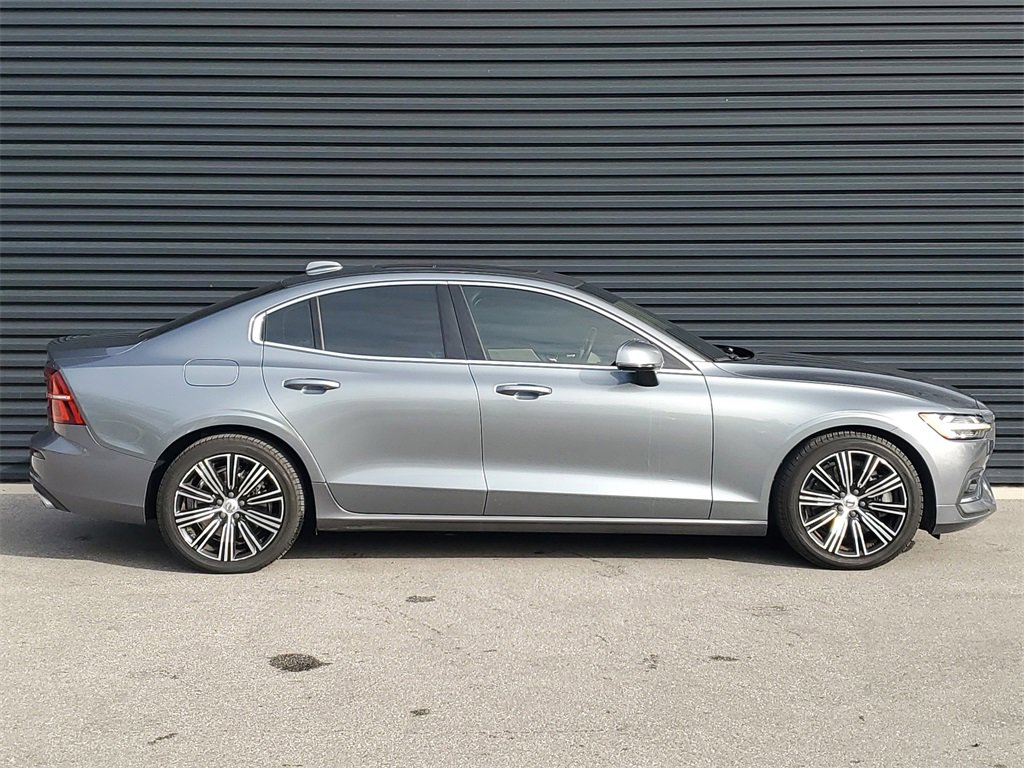 Used 2020 Volvo S60 T6 Inscription image 8