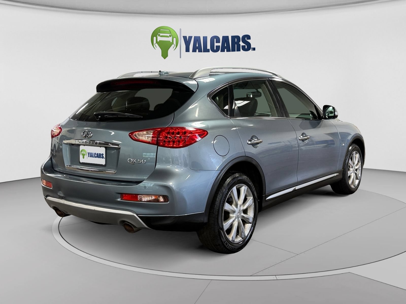 Used 2016 INFINITI QX50 AWD w/ Premium Plus Package image 5