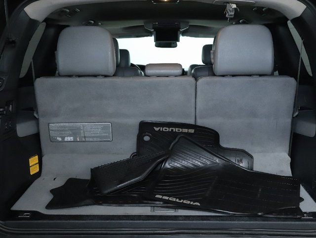 Used 2012 Toyota Sequoia Platinum image 32