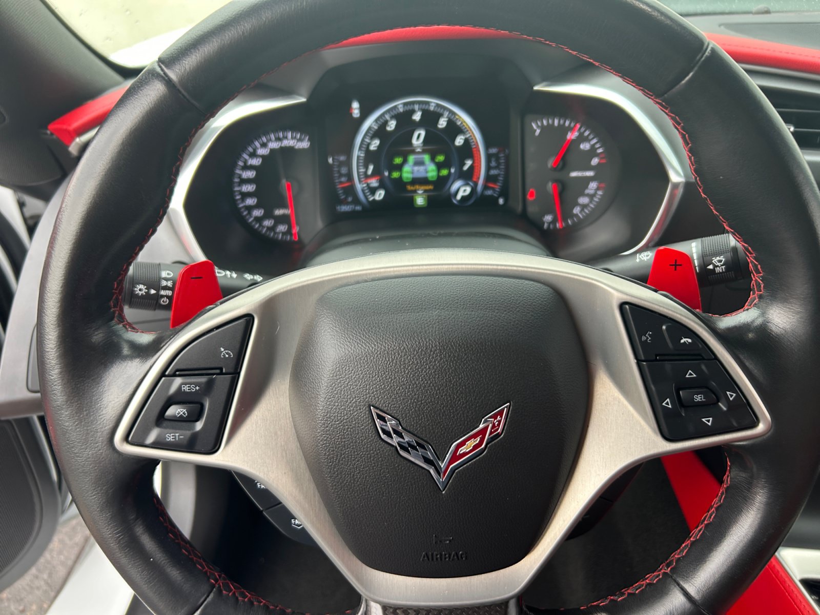 Used 2018 Chevrolet Corvette Z06 RWD image 9
