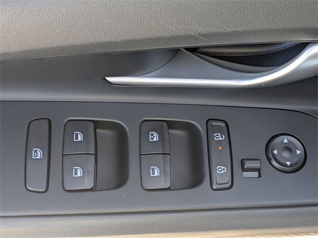 Used 2024 Hyundai Elantra Limited image 12