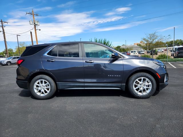 Used 2022 Chevrolet Equinox LT FWD image 2