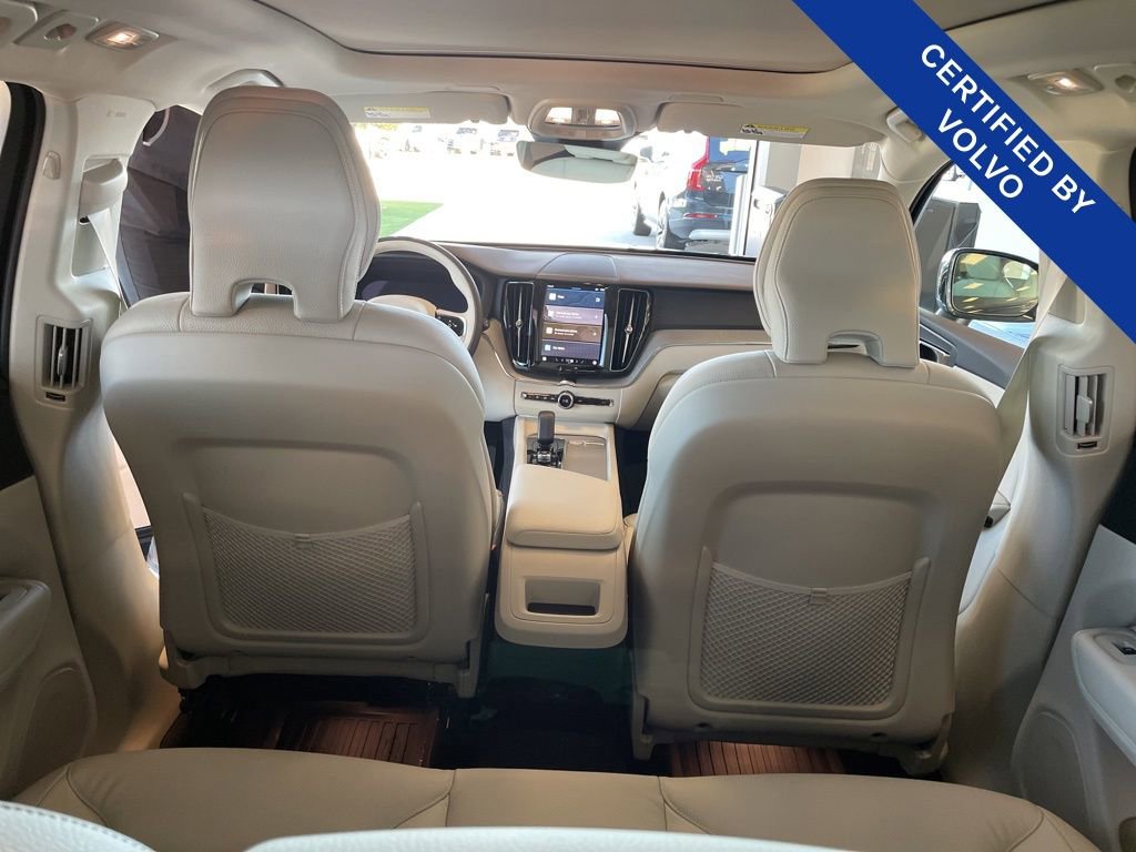 New 2025 Volvo XC60 B5 Plus w/ Protection Package Premier image 16