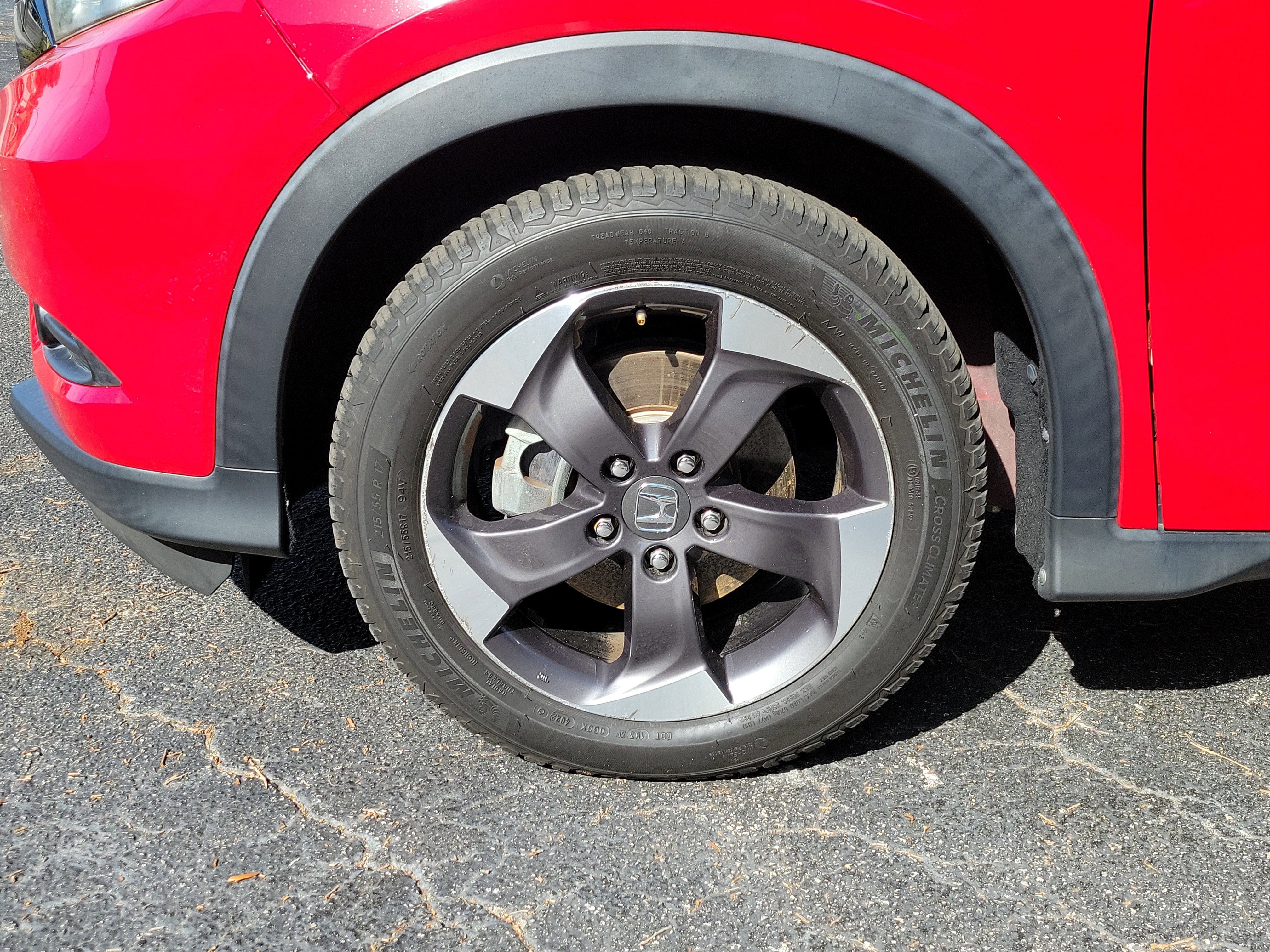 Used 2018 Honda HR-V EX image 4