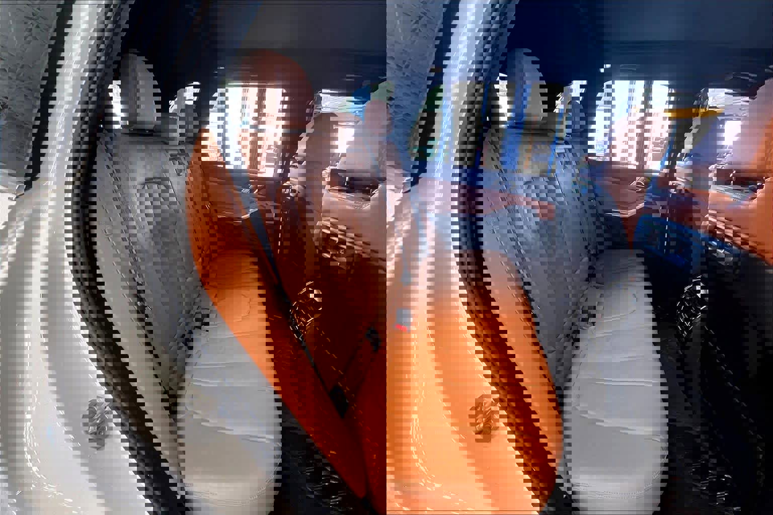 Used 2022 BMW X5 xDrive40i w/ Premium Package image 18