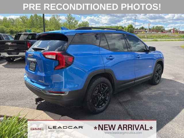 Used 2024 GMC Terrain AT4 AWD/4WD image 5