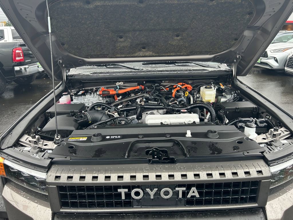 Used 2025 Toyota Land Cruiser PREMIUM image 29