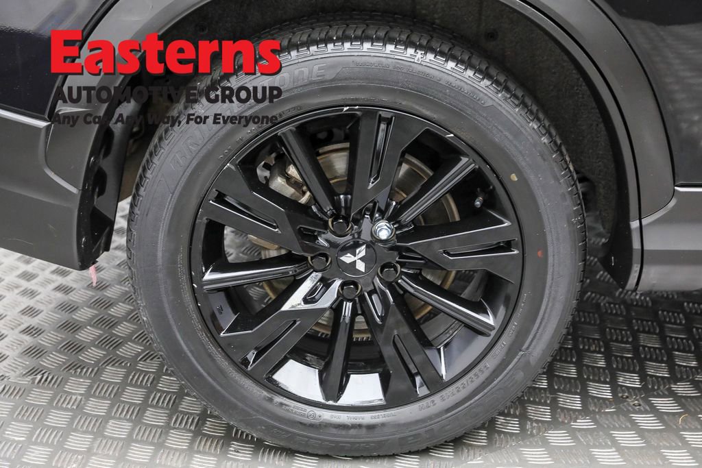 Used 2023 Mitsubishi Eclipse Cross LE image 28