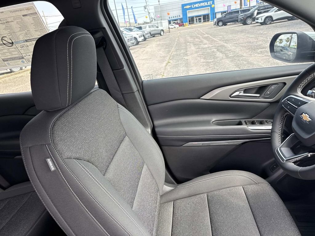 New 2026 Chevrolet Traverse LT FWD image 10