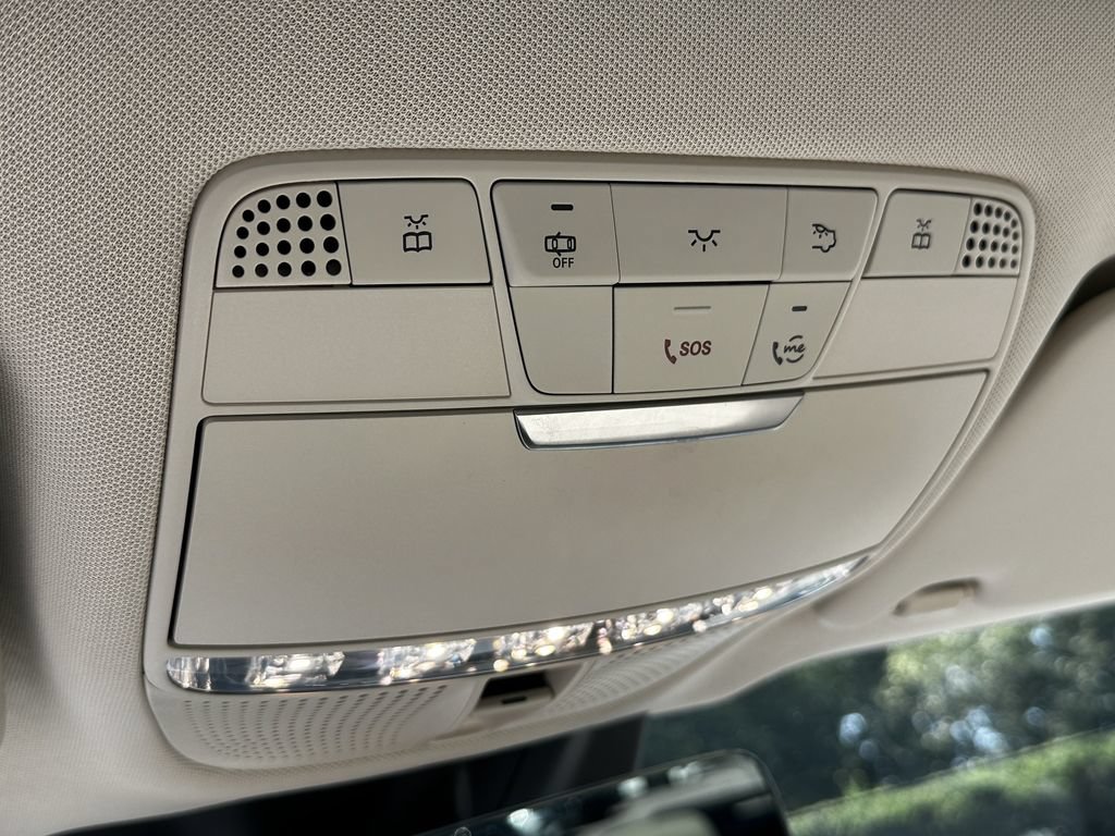 Certified 2021 Mercedes-Benz GLC 300 image 32