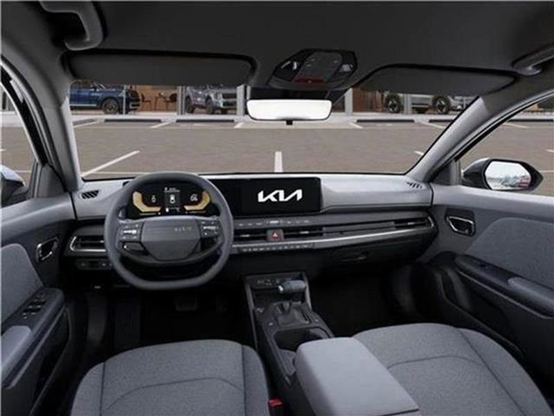 New 2025 Kia K4 LX image 41