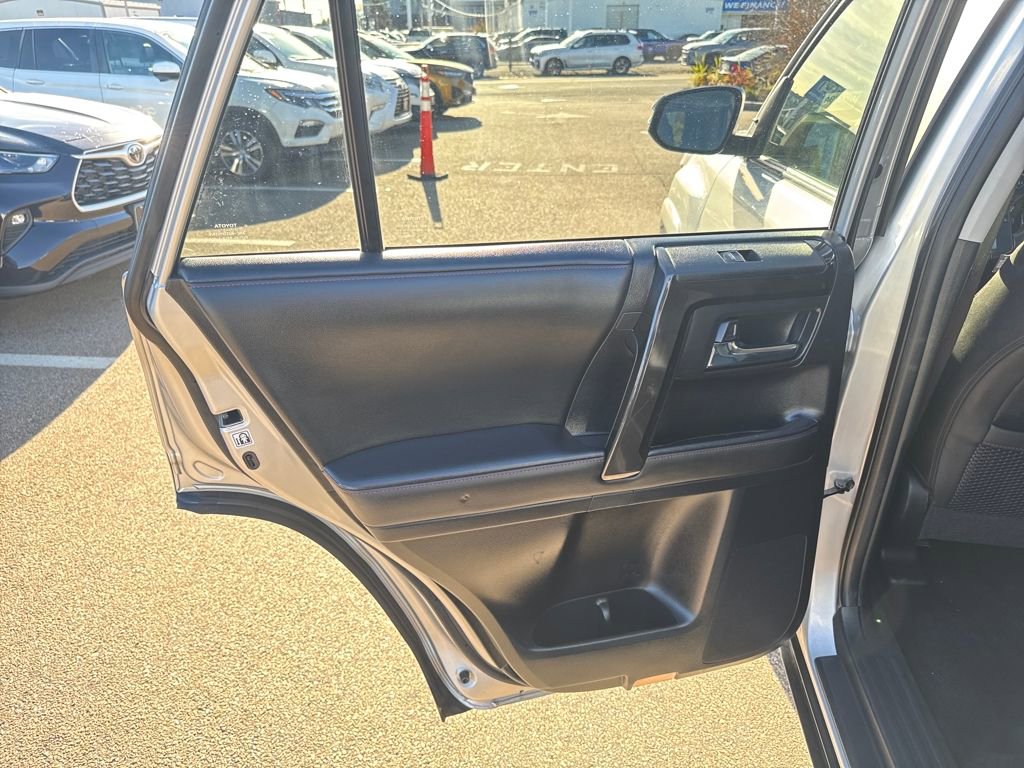 Used 2024 Toyota 4Runner TRD Off-Road Premium image 38