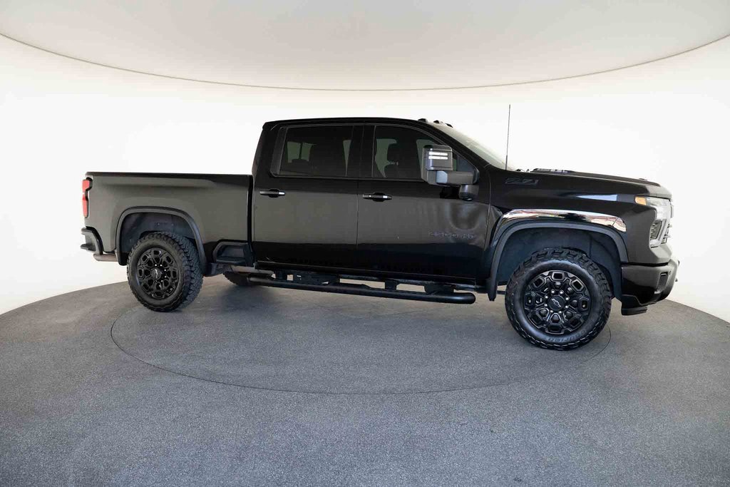 Used 2024 Chevrolet Silverado 2500 LTZ w/ LTZ Plus Package image 22