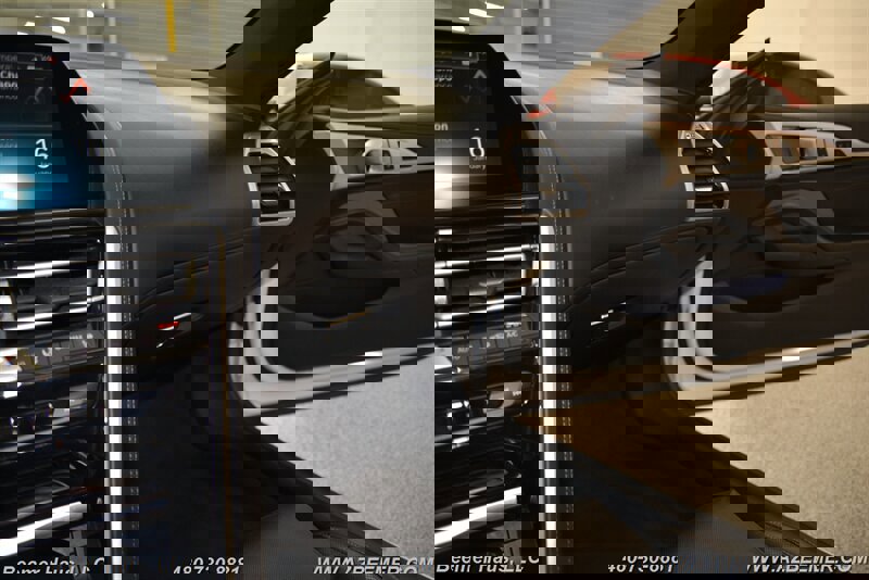 Used 2022 BMW 840i Convertible w/ Driving Assistance Package image 34