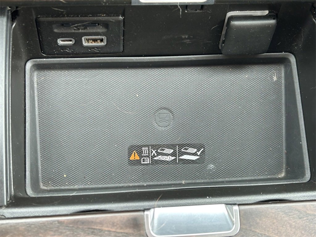 Used 2021 GMC Yukon Denali w/ Denali Ultimate Package image 40