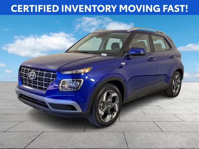 Certified 2025 Hyundai Venue SEL FWD image 4