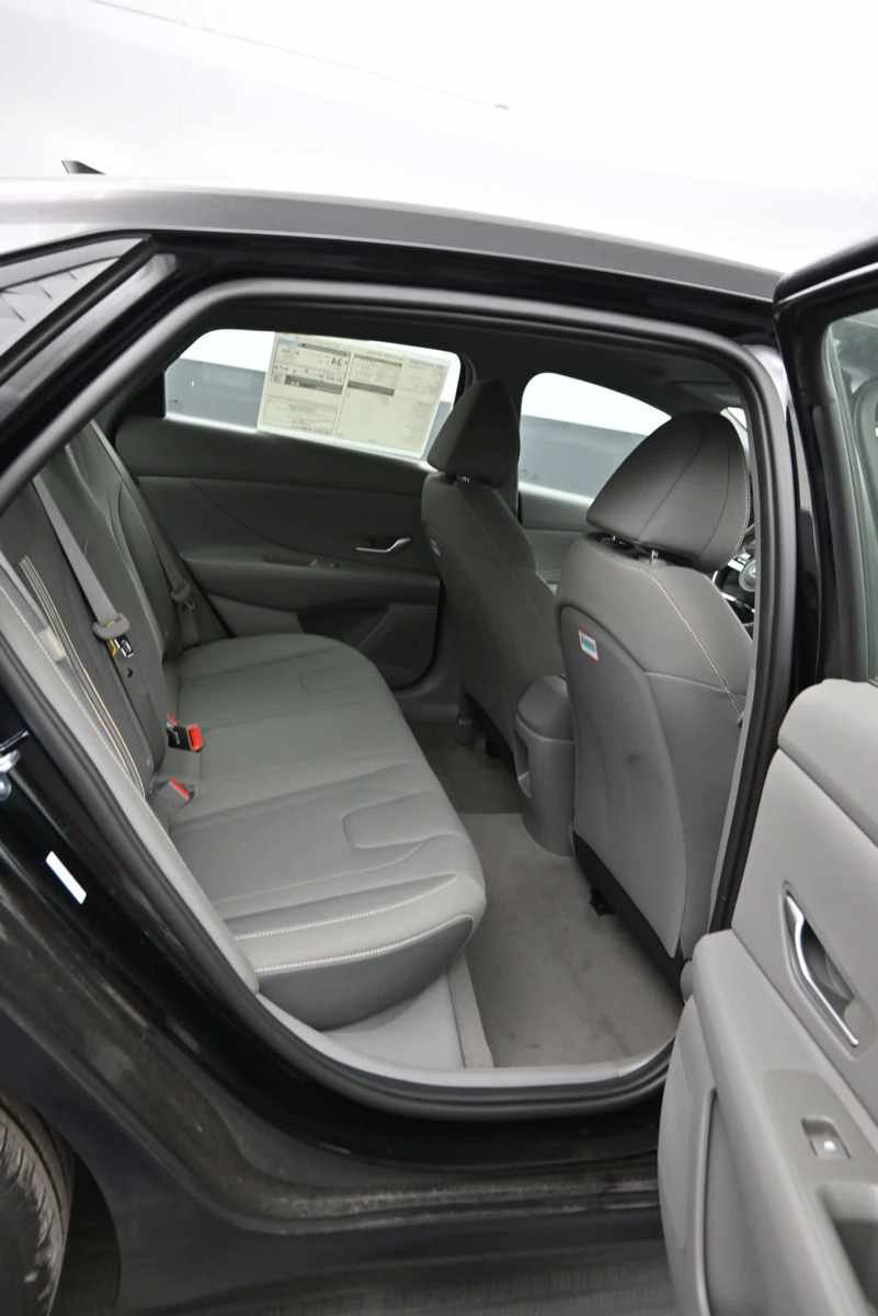 New 2026 Hyundai Elantra Sport FWD image 12