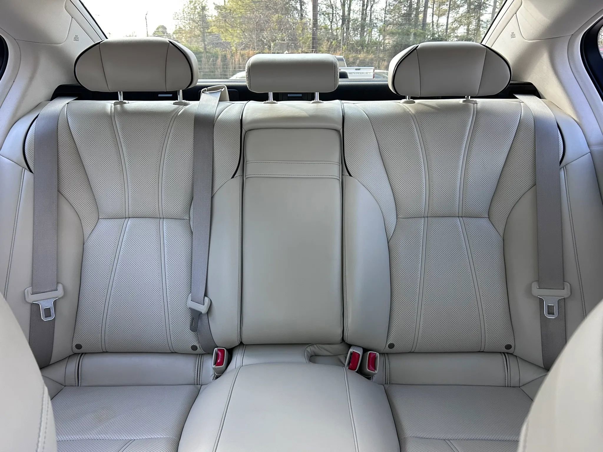 Used 2020 Acura RLX Sport Hybrid w/ Advance Pkg image 31