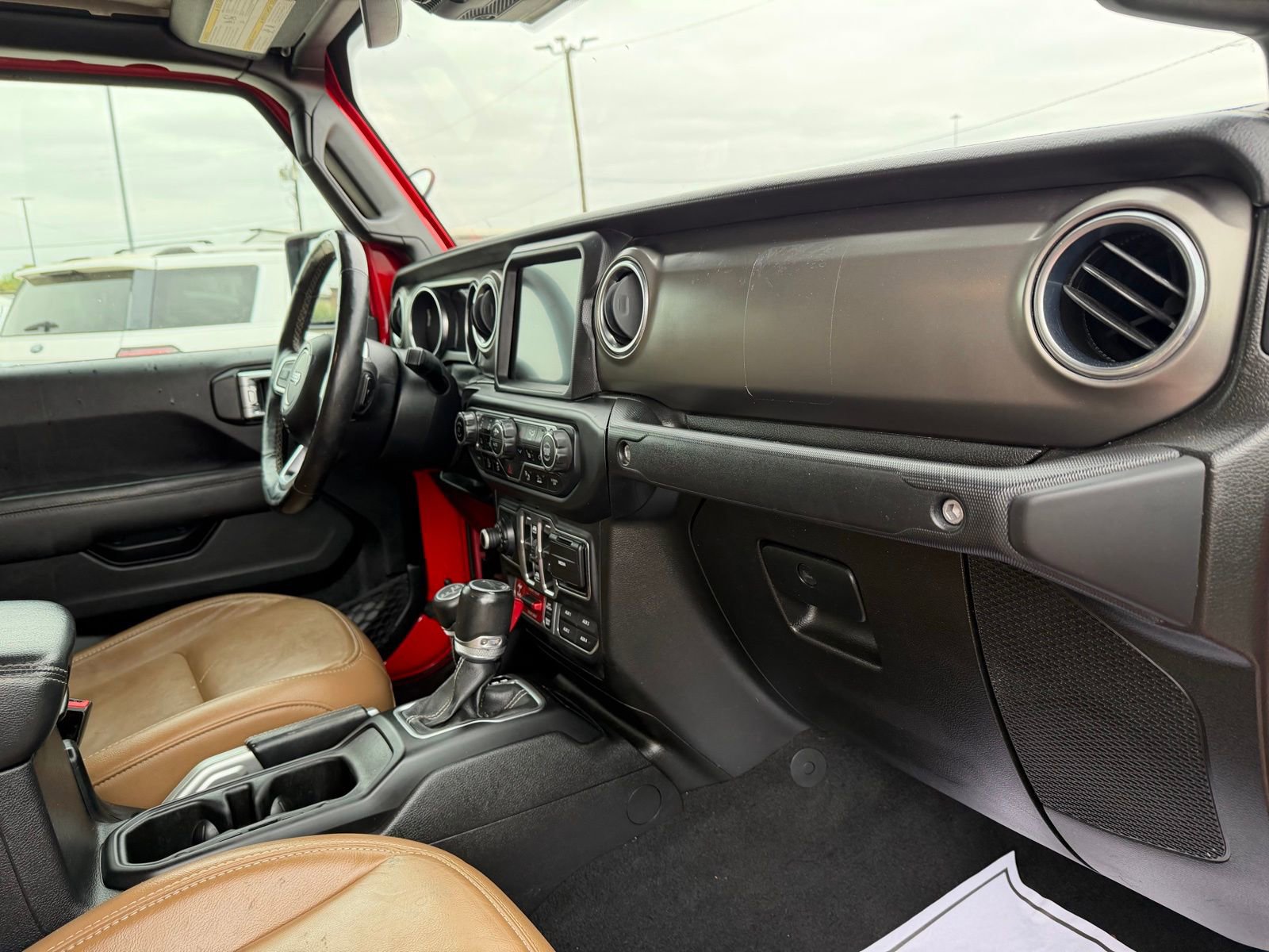 Used 2020 Jeep Gladiator Rubicon image 17