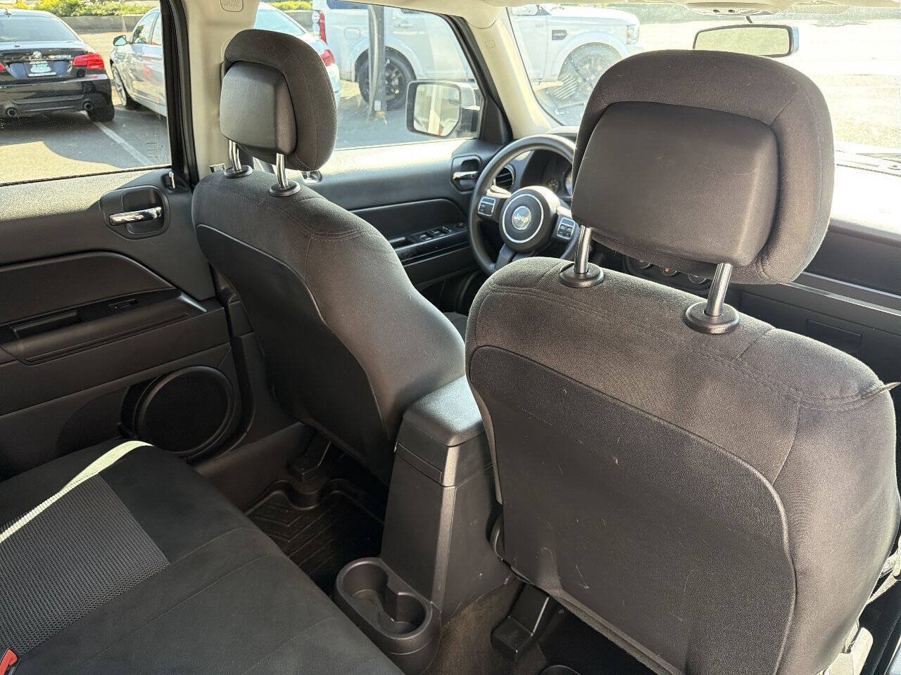 Used 2016 Jeep Patriot Sport w/ Power Value Group AWD/4WD image 22