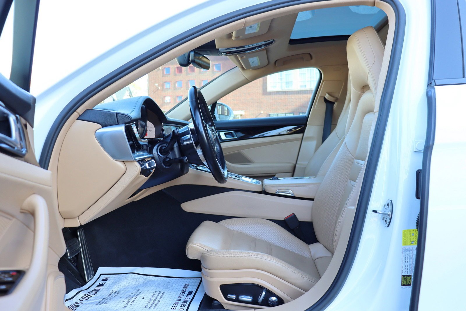 Used 2018 Porsche Panamera 4 w/ Premium Package Plus AWD/4WD image 12
