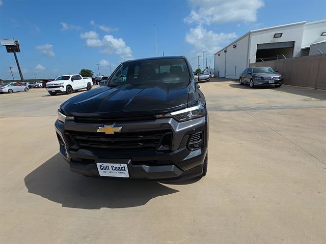 Used 2023 Chevrolet Colorado LT w/ LT Convenience Package III RWD image 2