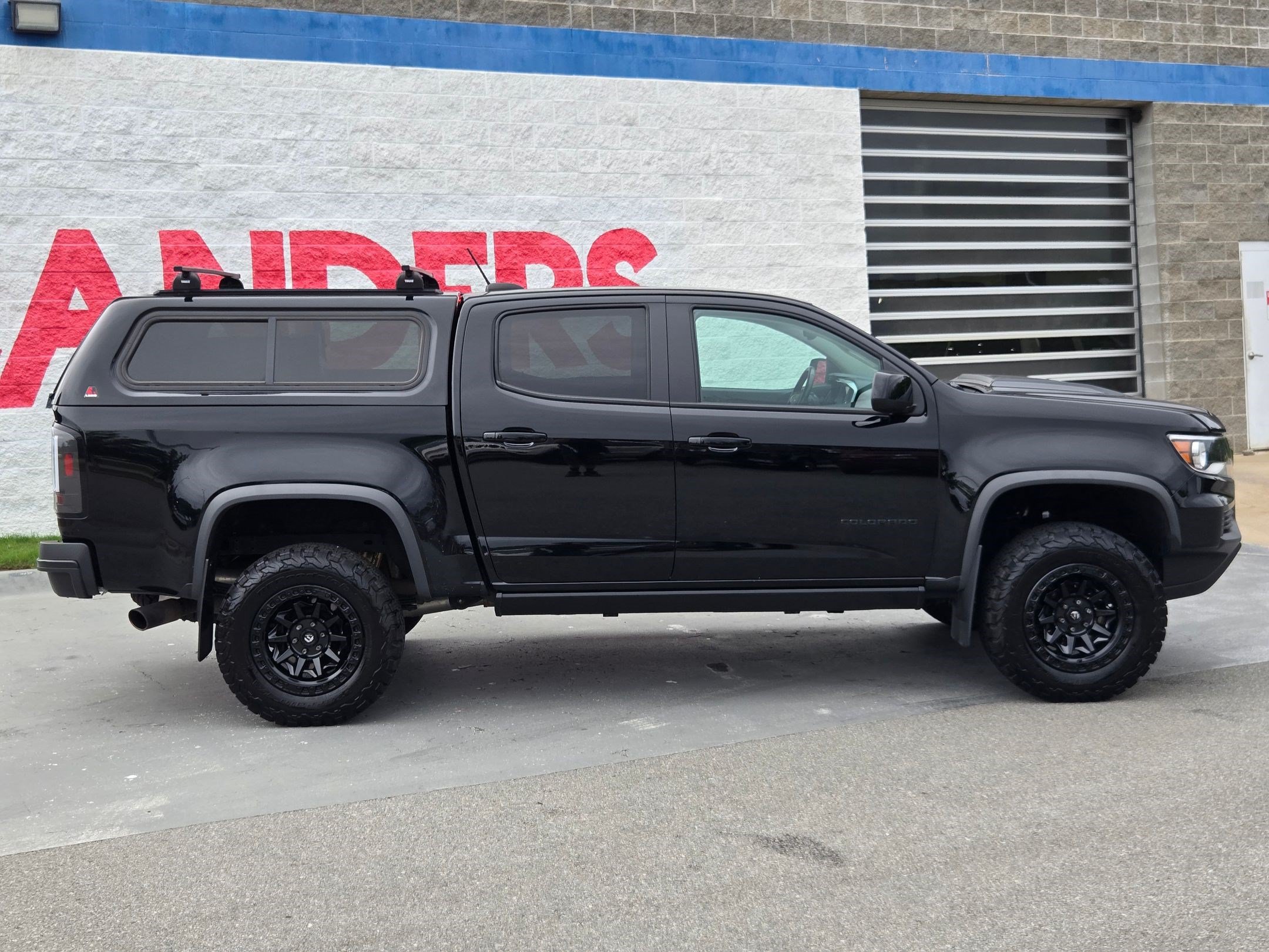 Used 2022 Chevrolet Colorado ZR2 AWD/4WD image 8