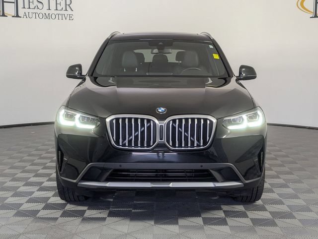 Used 2024 BMW X3 sDrive30i RWD image 3
