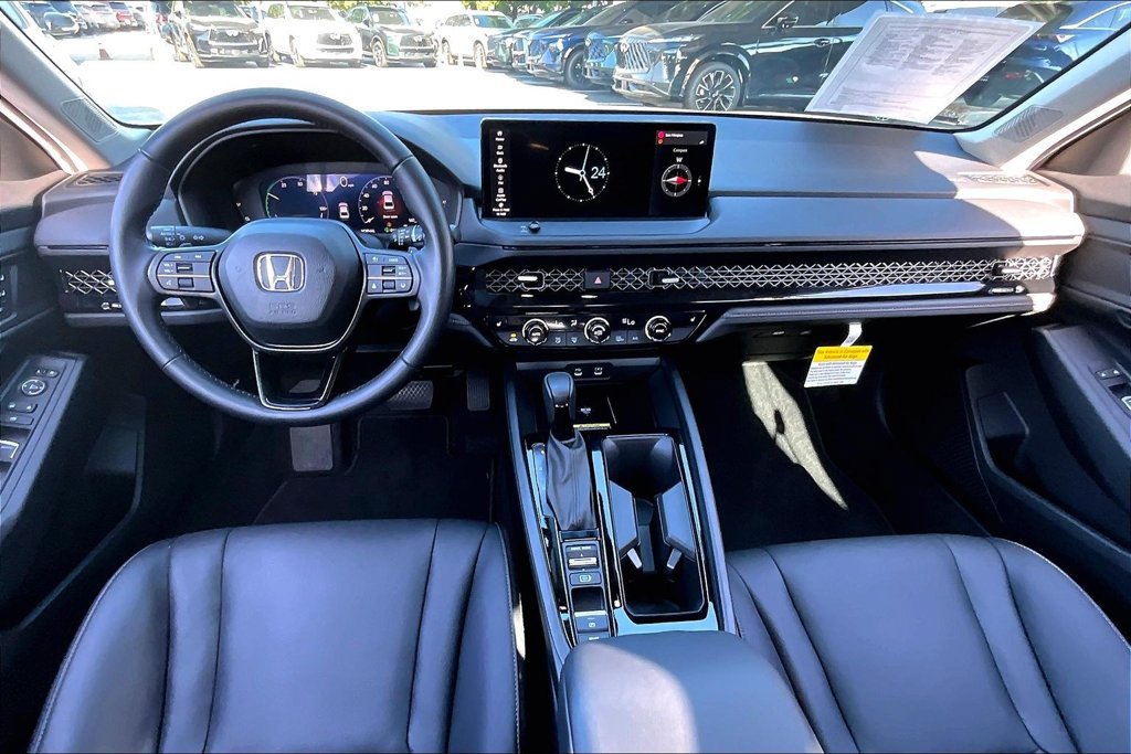 Used 2025 Honda Accord EX-L image 17