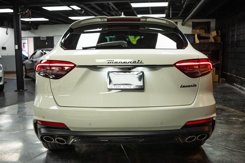 Used 2023 Maserati Levante Modena image 6